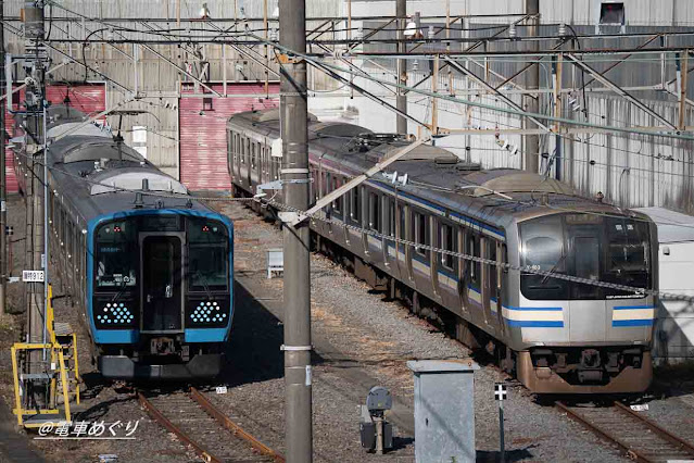 相模線E131系500番台とE217系