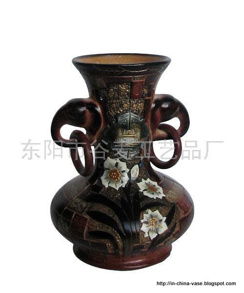 In china vase:in-29298