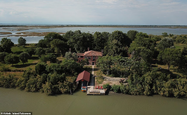 Island for rent of 40 USD per night