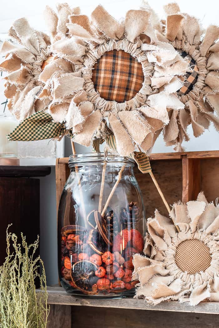 17 Halloween Mason Jar Ideas You'll Love - Cool Halloween Mason Jars