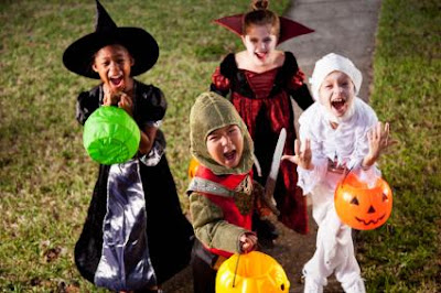 Halloween Safety Tips for Your Trick-or-Treating Kids