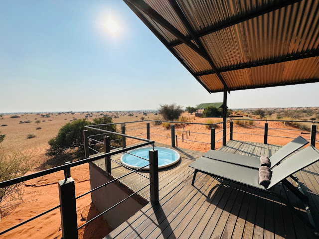 Bagatelle Kalahari Game Ranch - domek na wydmach