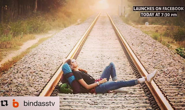 niharika-anand-on-railway-track-self-journey-photo