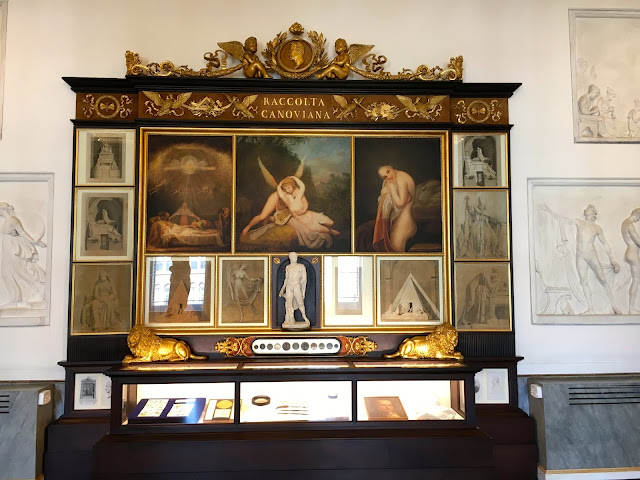 Venezia-Museo Correr-mobile-Canova