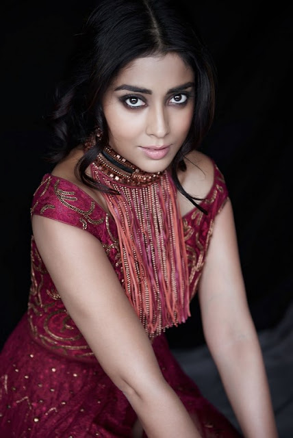 Shriya Saran hot looks photoshoot pics 