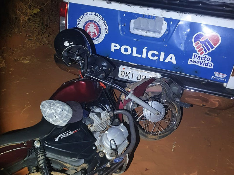 Motociclista embriagado é preso após colidir contra viatura em Livramento de Nossa Senhora