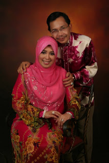 Ustazah+Siti+Nor+Bahyah+dan+suaminya 