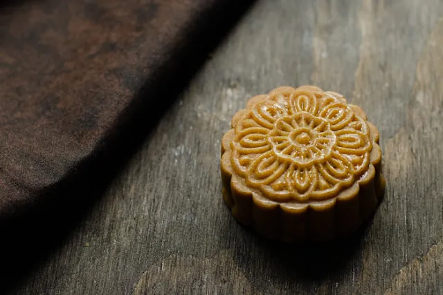 Vegan mooncake