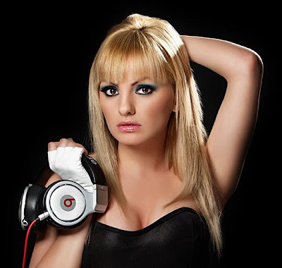 Alexandra Stan hot