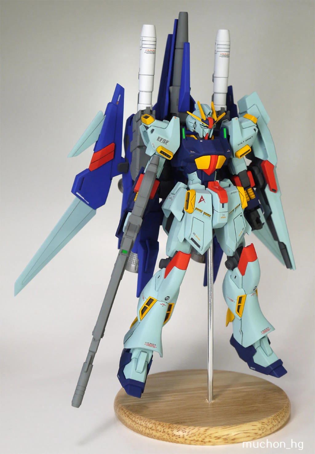 Custom Build: HG 1/144 Amuro Private Delta Gundam