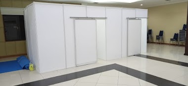 SEWA FITTING ROOM R8 | SEWA RUANGAN PARTISI TERMURAH JAKARTA SELATAN | 081112520820