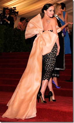 Christina Ricci Made A Statement With A Huge Bow Complete With Train