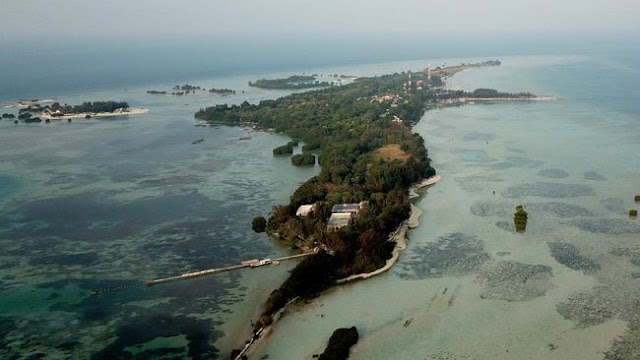 Terdampak Krisis Iklim, Warga Pulau Pari Gugat PT Holcim