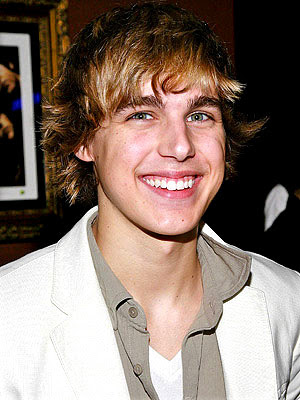 pics Cody Linley