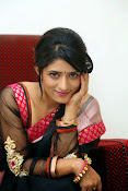 Nidhi Natuiyal Glamorous Photos in Saree-thumbnail-13