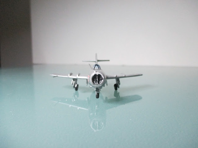 1/144 MiG 15 North Korea diecast metal aircraft miniature