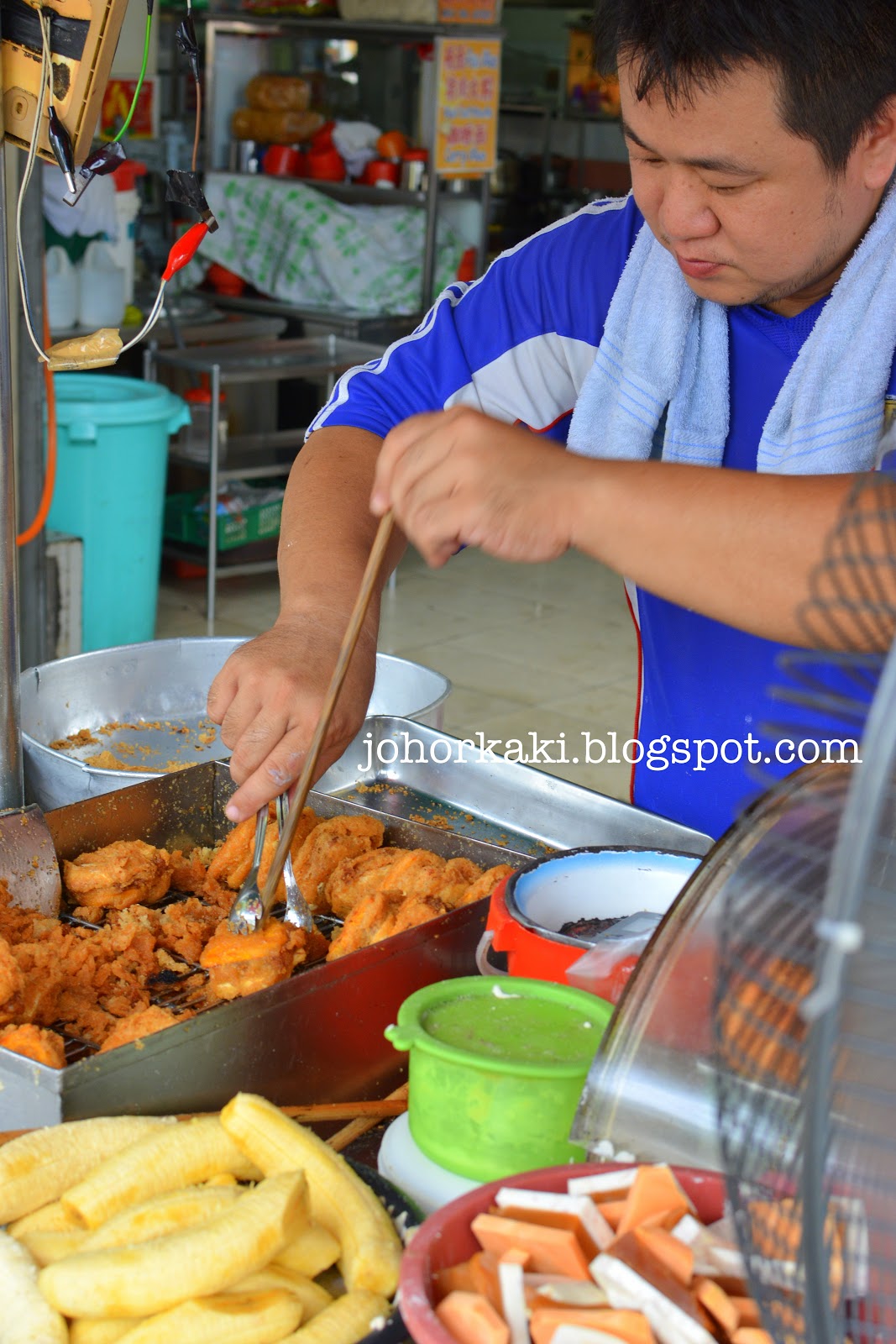 Brickfields Pisang Goreng Kuih Bakul Kuala Lumpur Malaysia 