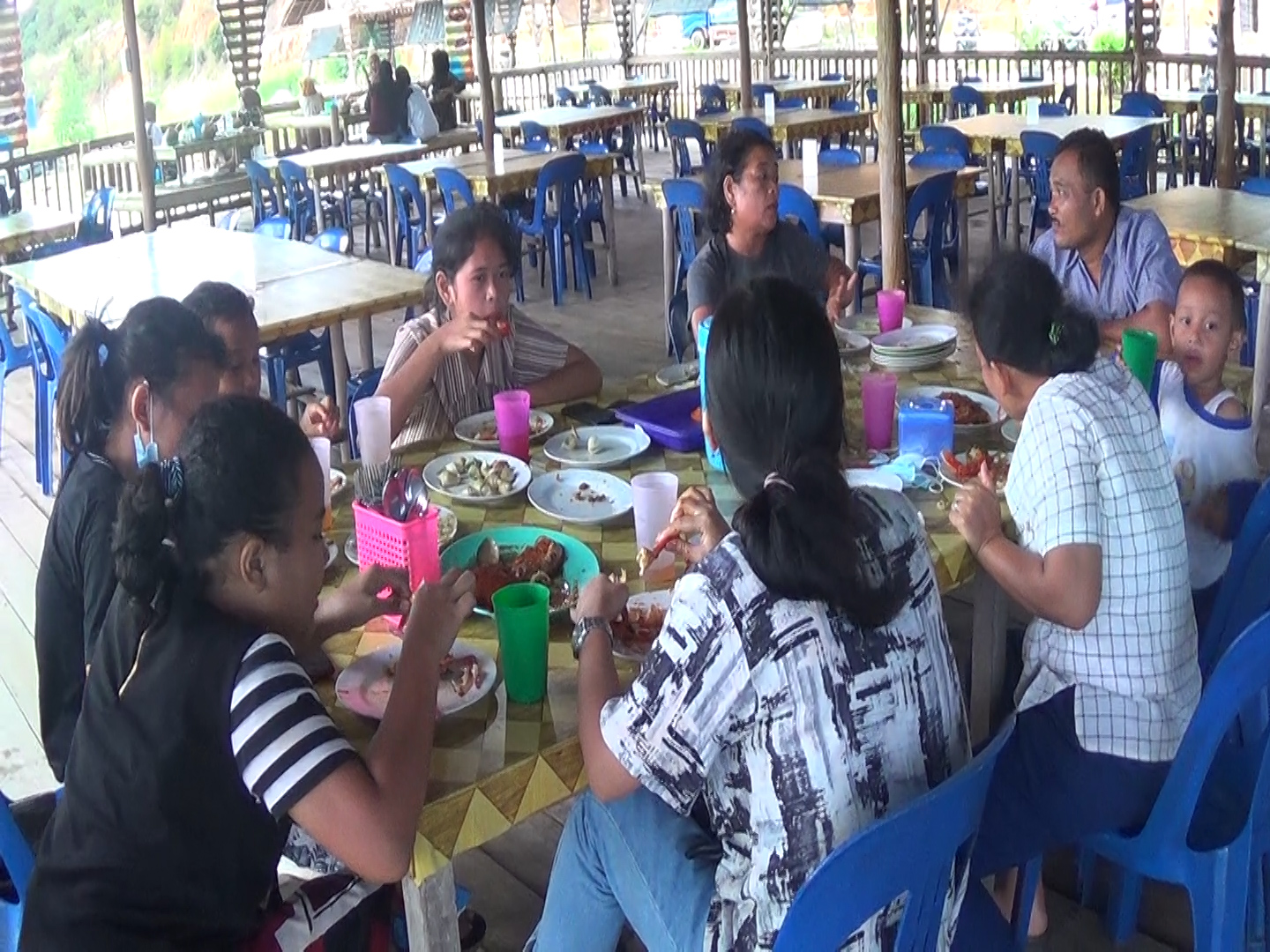 Nikmatnya Kuliner Seafood Di Yoyo Seafood Restaurant Piayu Laut Info Kepri