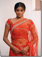 priyamani_hot_in_saree