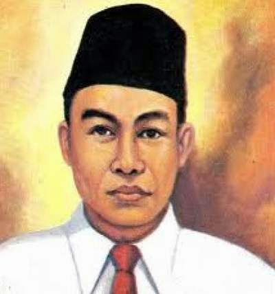 FOTO GAMBAR PAHLAWAN NASIONAL INDONESIA 