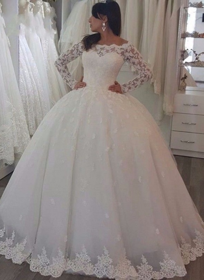 https://www.babyonlinedress.co.uk/luxury-lac-ball-gown-wedding-dresses-off-the-shoulder-long-sleeves-tulle-bridal-gowns-g110278?utm_source=blog&utm_medium=barb&utm_campaign=post&source=barb