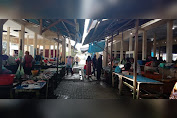 Pedagang Pasar Gumumae Mengeluh, Daya Beli Masyarakat Menurun