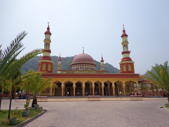 Singgah Ke Masjid  Masjid  Agung Istiqamah Tapaktuan