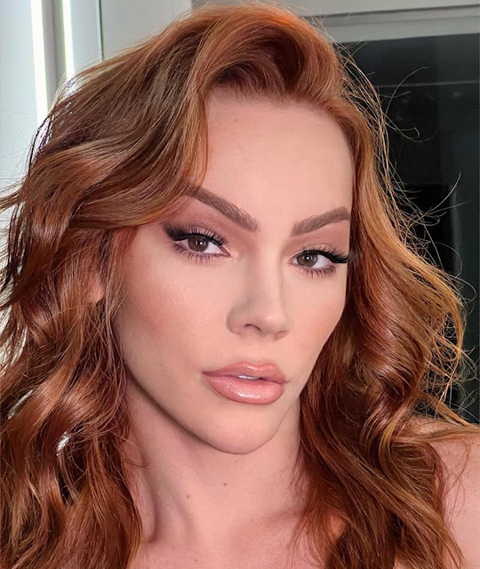 Isabella Santorinne – Most Beautiful Brazil Transgender Woman Model instagram