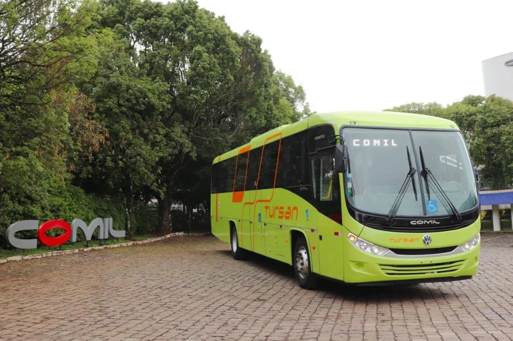 Comil Versatile Tursan Turismo