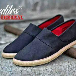 Sepatu Ardiles casual Wanita Warna Hitam