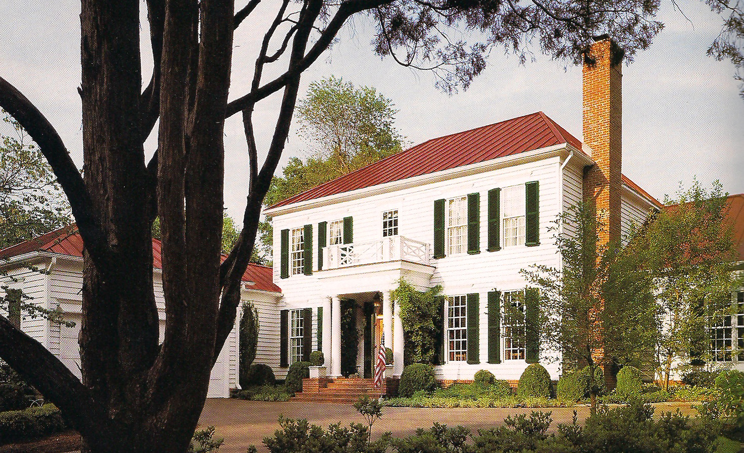 The Devoted Classicist: White House With A Red Roof