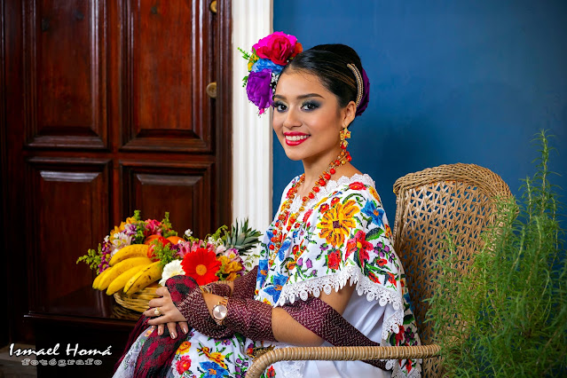 LA FOTOGRAFÍA EN COLOR, en Yucatán