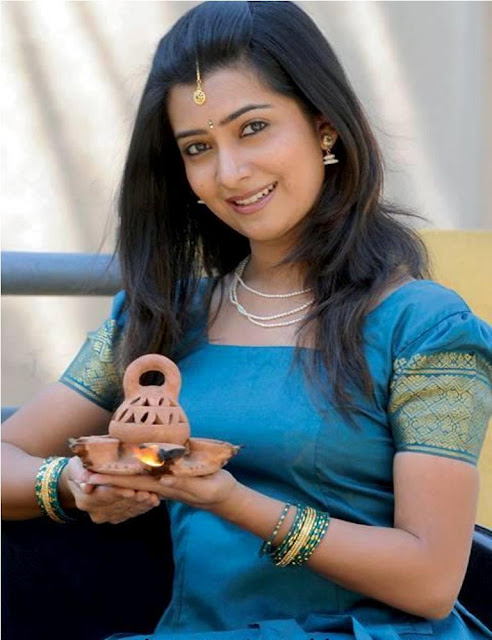 Radika Pandit Actress Photos in Zoom Kannada Movie