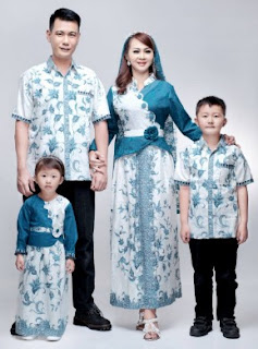  Gambar  Baju  Couple  Muslim Keluarga  Yang Sedang Trend 