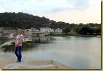 2013-04-26 - TX, Kerrville - Visit with Cassie -003