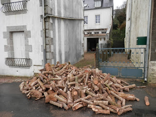 a cord of wood in France - renovation project