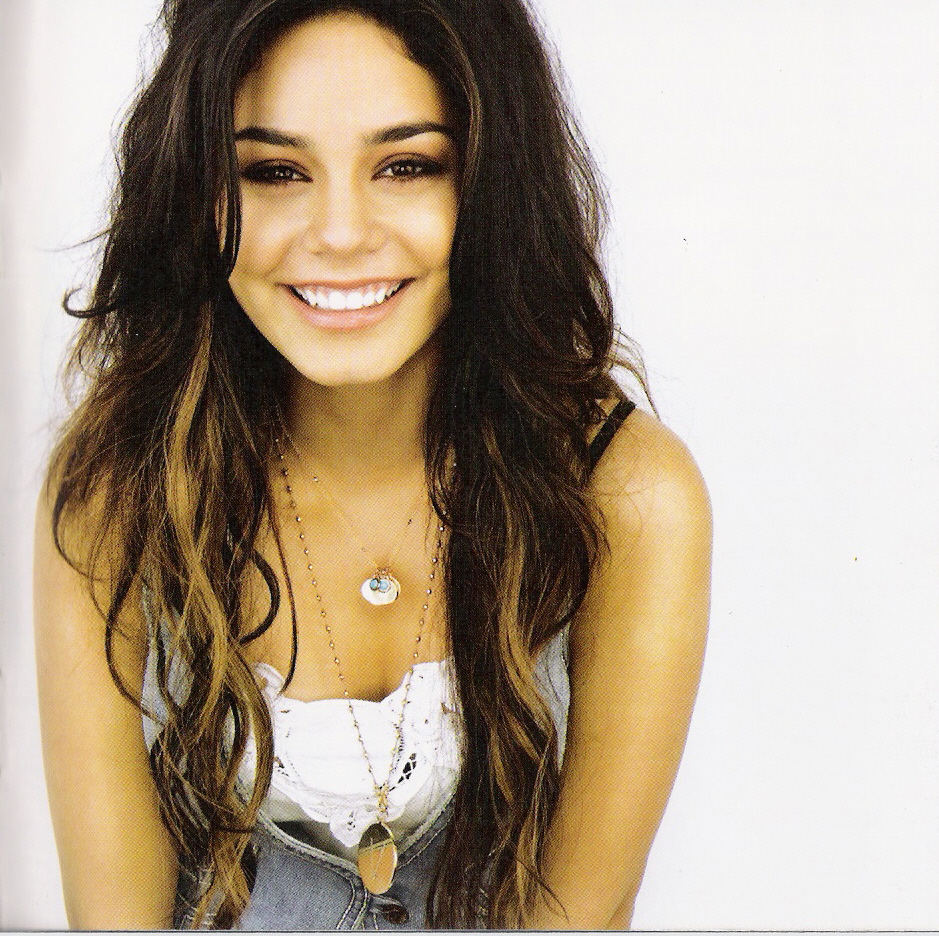 Vanessa Hudgens Hairstyle Pictures