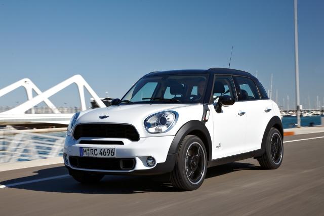 The MINI Countryman provides exclusive color options.