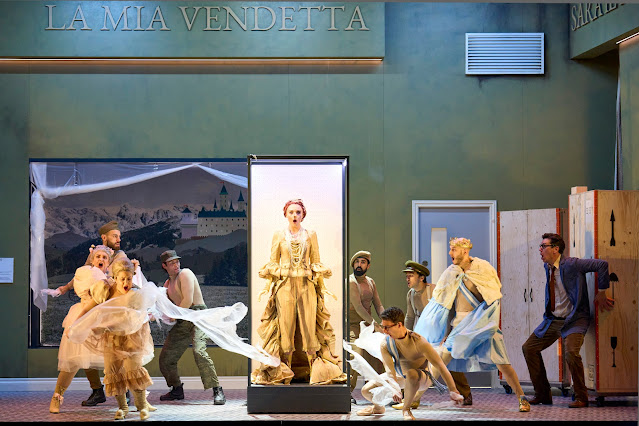 Rossini: Cinderella - English Touring Opera (Photo: Richard Hubert Smith)