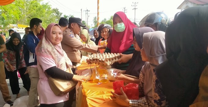 Gelar Operasi Pasar, Stand Pasar Murah Disperindagsar Rohil di Serbu Ribuan Warga