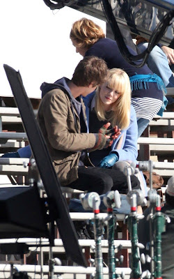 Andrew Garfield and Emma Stone on the set of 