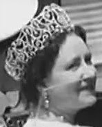 delhi durbar tiara queen mary united kingdom garrard elizabeth