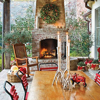 Outdoor Holiday Decorations on Ideas From Out On The Patio  Christmas Outdoor Decorating Ideas