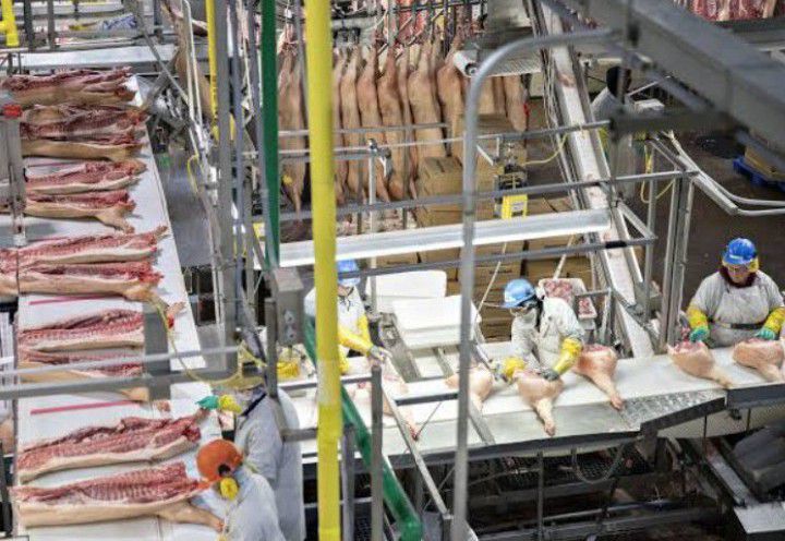 Smithfield Foods to close down California meat-packing plant