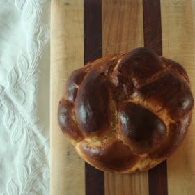 a round challah