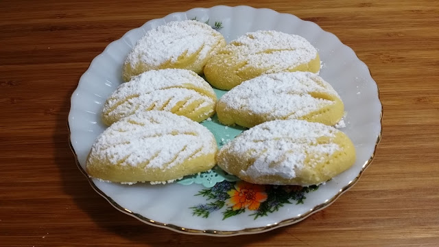 DAPUR KOTA SINGA: KUIH MAKMUR