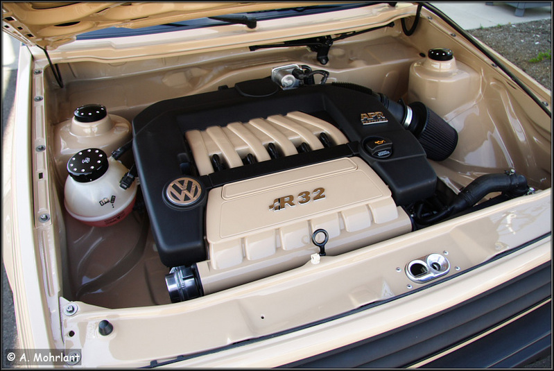 The Euro VW guys sure takes wiretucking and shavedmotor bays to the 