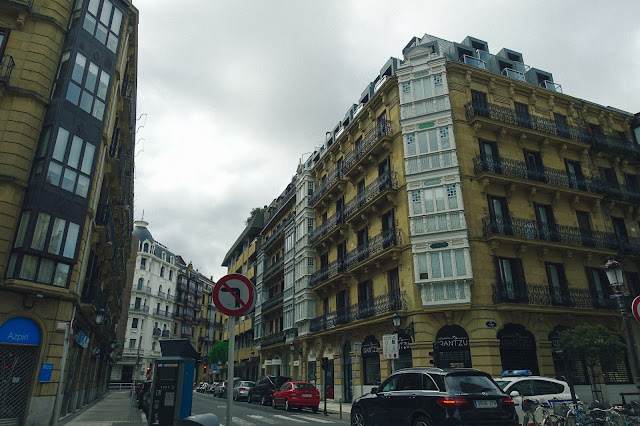 ベルガラ通り（Calle de Bergara）