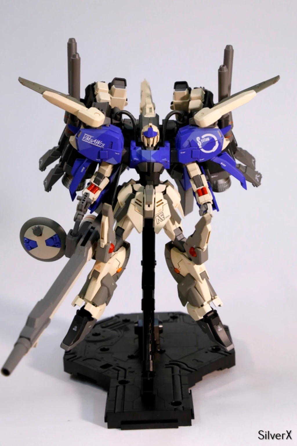 Custom Build: HG 1/144 Ex-Shiki Gundam