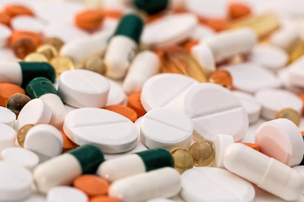 ΠΕΦ: Αναγκαία η ενίσχυση της παραγωγής φαρμάκων και πρώτης ύλης στην ΕΕ